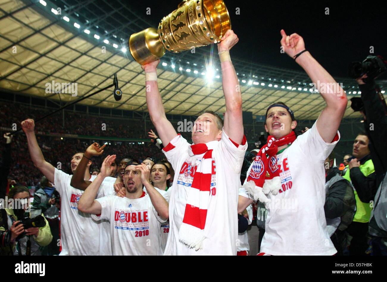 Fußball DFB-Pokal Finale: Werder Bremen - FC Bayern München am Samstag  (15.05.2010) im Olympiastadion in