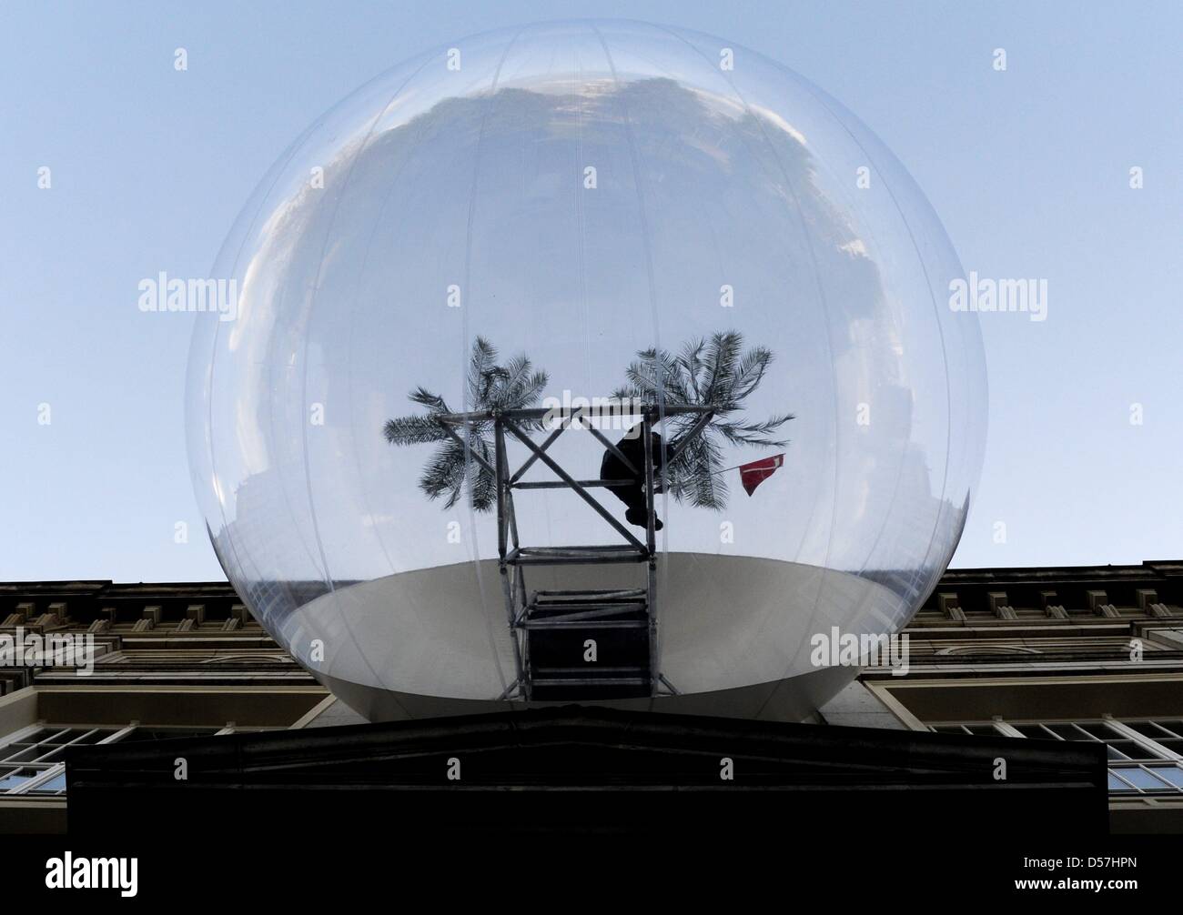 capsule installation