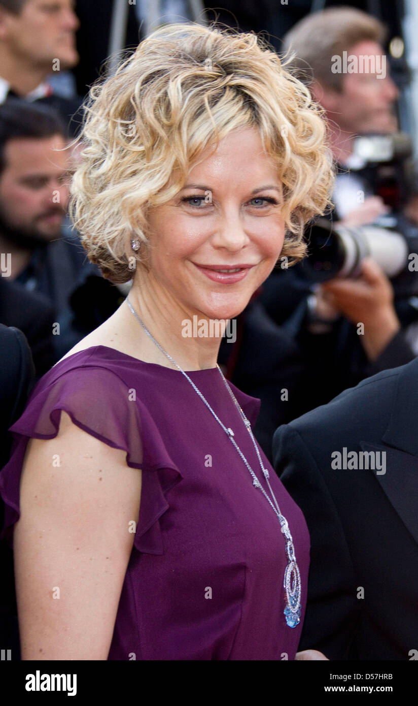 US actress Meg Ryan arrives for the screening of the movie 'Biutiful' at the 63rd Cannes Film Festival in Cannes, France, 17 May 2010. The movie is presented in competition at the Cannes Film Festival 2010, running from 12 to 23 May 2010. Photo: Hubert Boesl Stock Photo
