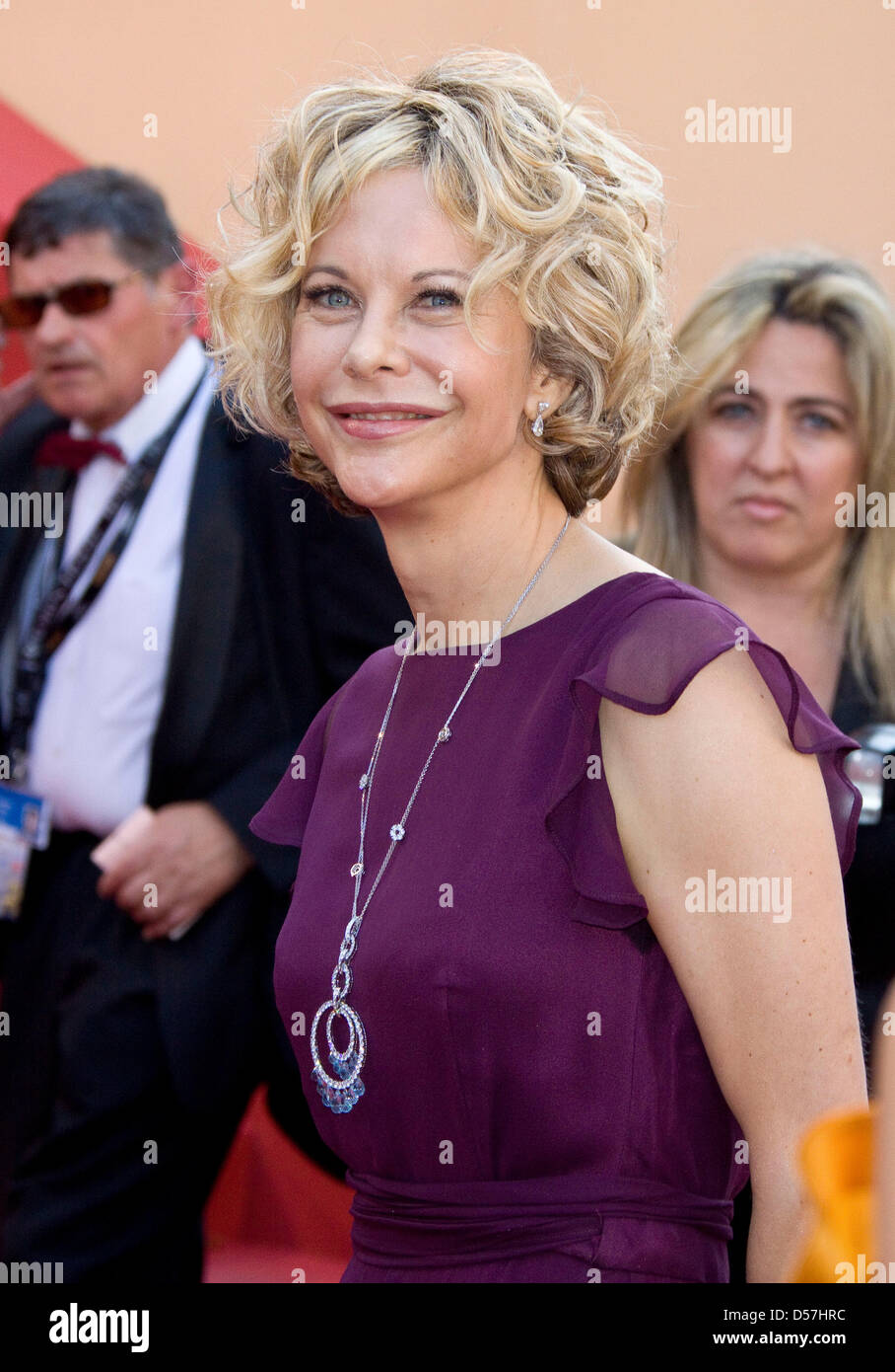 US actress Meg Ryan arrives for the screening of the movie 'Biutiful' at the 63rd Cannes Film Festival in Cannes, France, 17 May 2010. The movie is presented in competition at the Cannes Film Festival 2010, running from 12 to 23 May 2010. Photo: Hubert Boesl Stock Photo