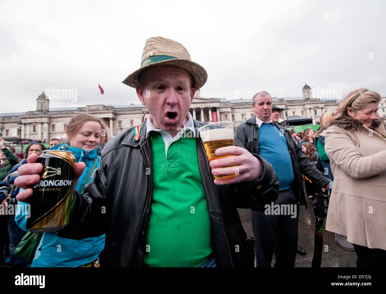 St Partrick's Day Celebrations in Trafalgar Square Stock Photo Alamy
