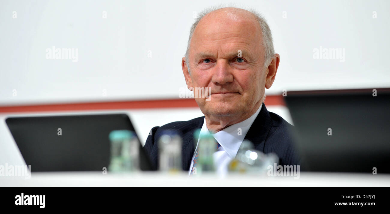Volkswagen chairman of the supervisory board Ferdinand Piech pictured prior to the Audi AG general meeting in Ingolstadt, Germany, 20 May 2010. Audi expects way better sales in the current year. Photo: FRANK LEONHARDT Stock Photo