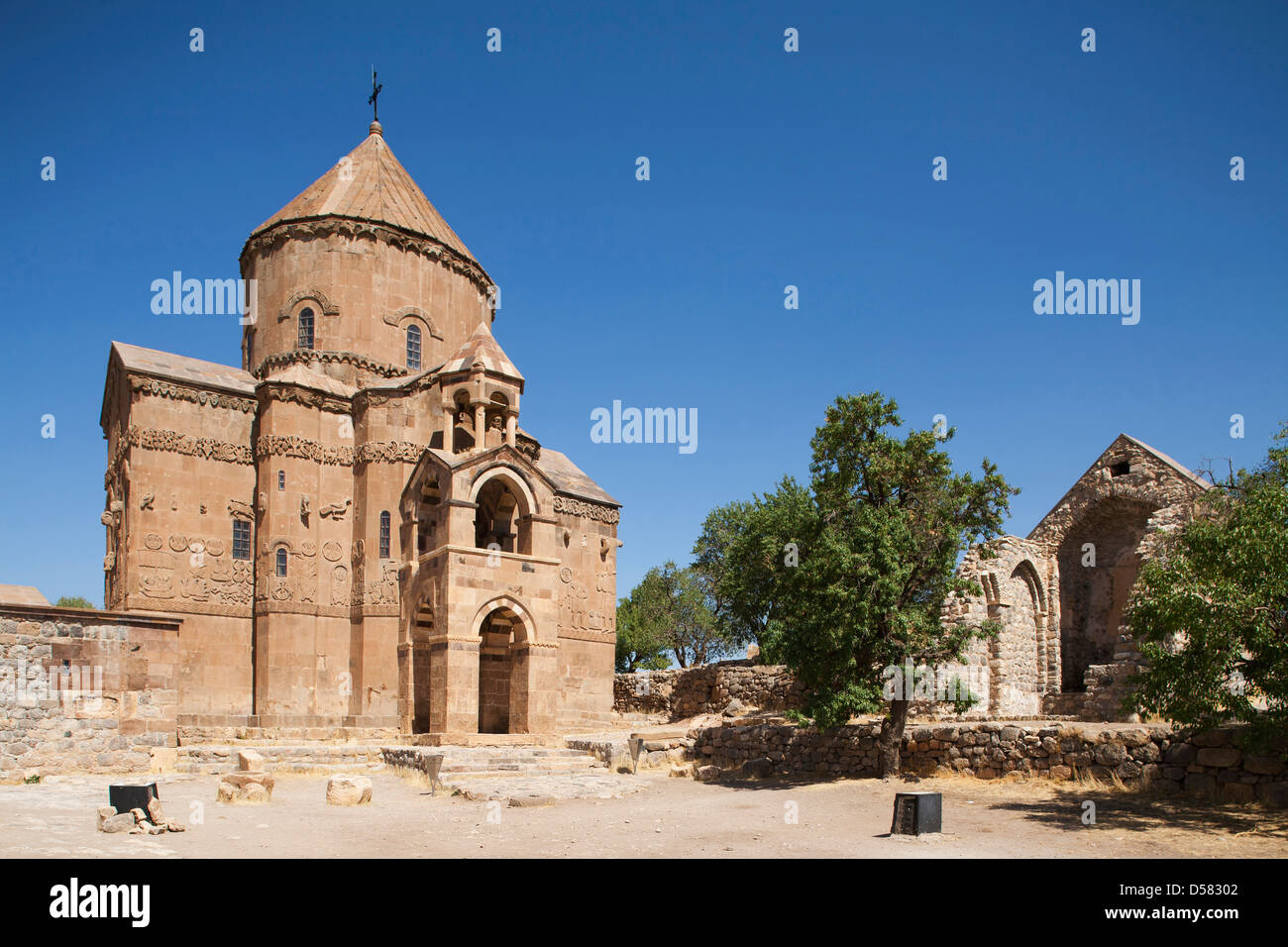 church of the holy cross, armenian cathedral, akdamar island, lake van, south-eastern anatolia, turkey, asia Stock Photo