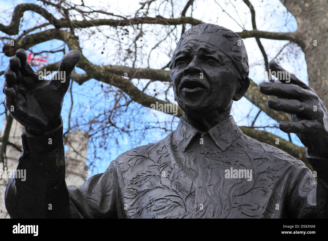 Statue of Nelson Mandela in London, England Stock Photo Alamy