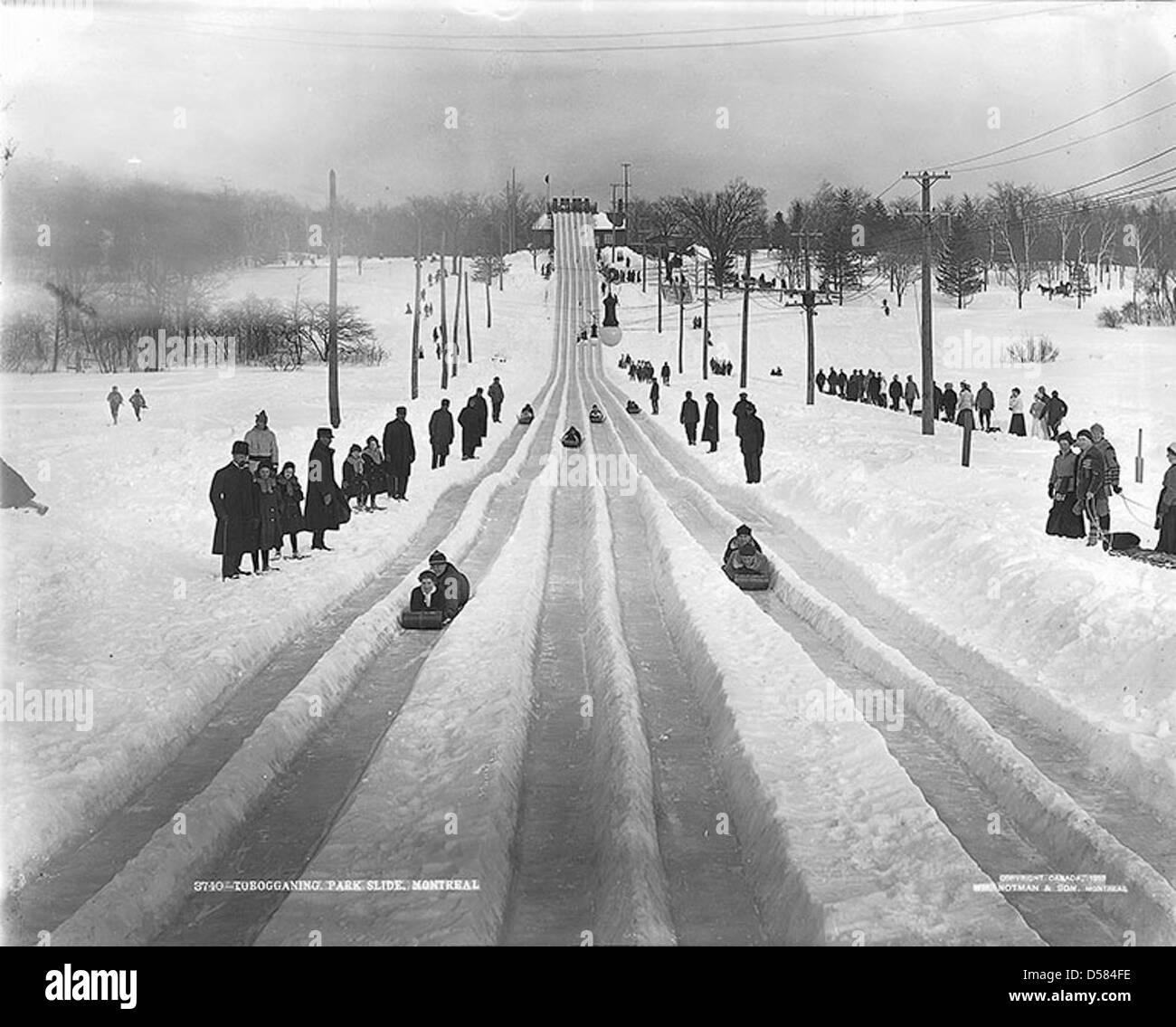 Tobogganing, park slide, Montreal, QC, 1904 Stock Photo Alamy