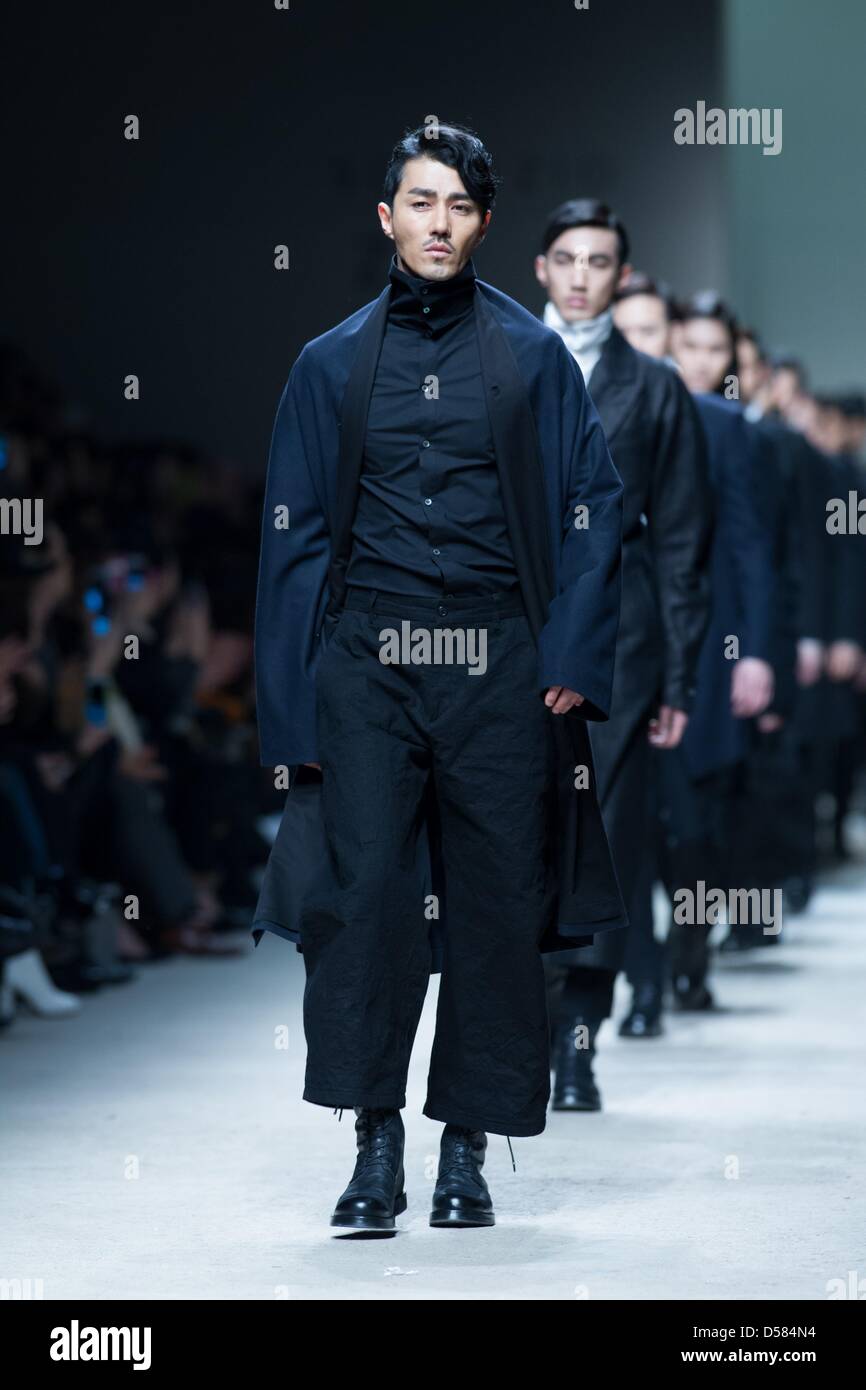 Cha Seung Won catwalk for designer SONGZIO during Seoul Fashion Week in ...