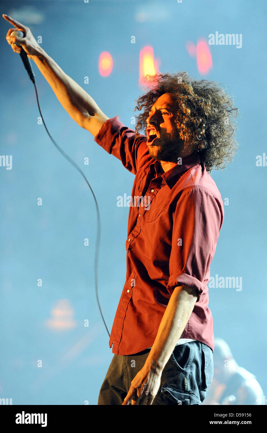 temperen Klem optocht US crossover icons Rage Against The Machine perform with vocalist Zack de  la Rocha at Rock am Ring festival at Nurburgring in Nuerburg, Germany, 04  June 2010. The four-day festival sold out