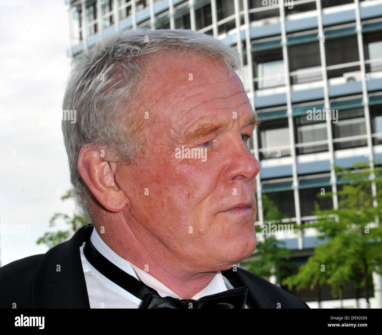 Hollywood actor Nick Nolte arrives to Unicef Gala in Offenburg, Germany, 07 June 2010. Four days previous to the FIFA World Cup 2010 in South Africa, celebrities campaign their talents for children in need in Africa. With the event of the UN International Children's Emergency Fund and the Offenburger Burda Media Park Publisher, the poverty of children in Africa is supposed to be br Stock Photo