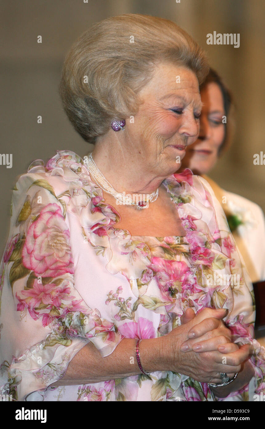 2010 *** ORIGINAL POSTCARD *** Principessa Vittoria-PRINCIPE DANIEL-nobiltà-Royal Wedding 