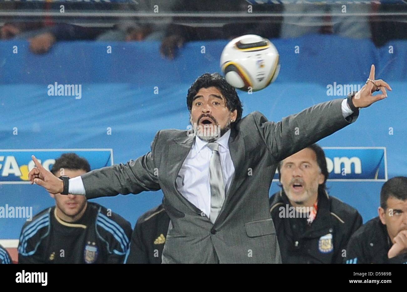 Argentina's coach Diego Armando Maradona gestures on the sideline during the 2010 FIFA World Cup group B match between Argentina and Nigeria at Ellis Park stadium in Johannesburg, South Africa 12 June 2010. Argentina won 1-0. Photo: Achim Scheidemann - Please refer to http://dpaq.de/FIFA-WM2010-TC Stock Photo