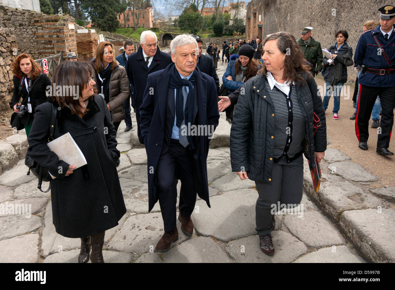 Italian minister for environment Corrado Clini at a press conference on 17 March 2013 starting a campaign for waste seperation at the historic sites of Pompeji and at the Vesuv national park. Stock Photo