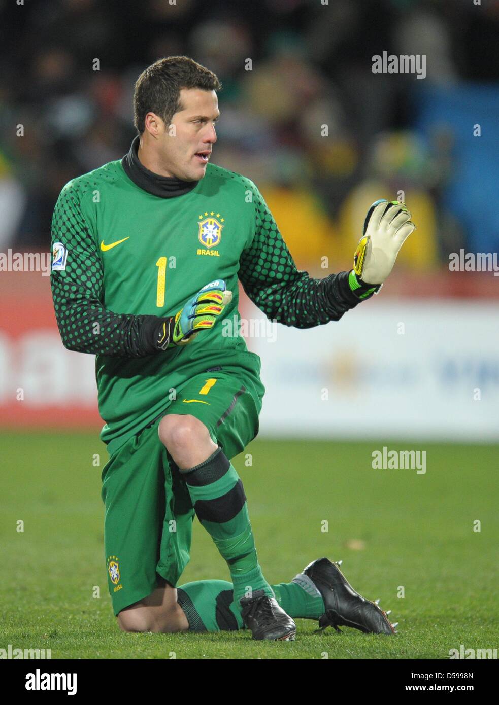 Goalkeeper Julio Cesar of Brazil gestures during the FIFA World Cup 2010 group G match between Brazil and North Korea at Ellis Park Stadium in Johannesburg, South Africa 15 June 2010. Photo: Ronald Wittek dpa - Please refer to http://dpaq.de/FIFA-WM2010-TC Stock Photo