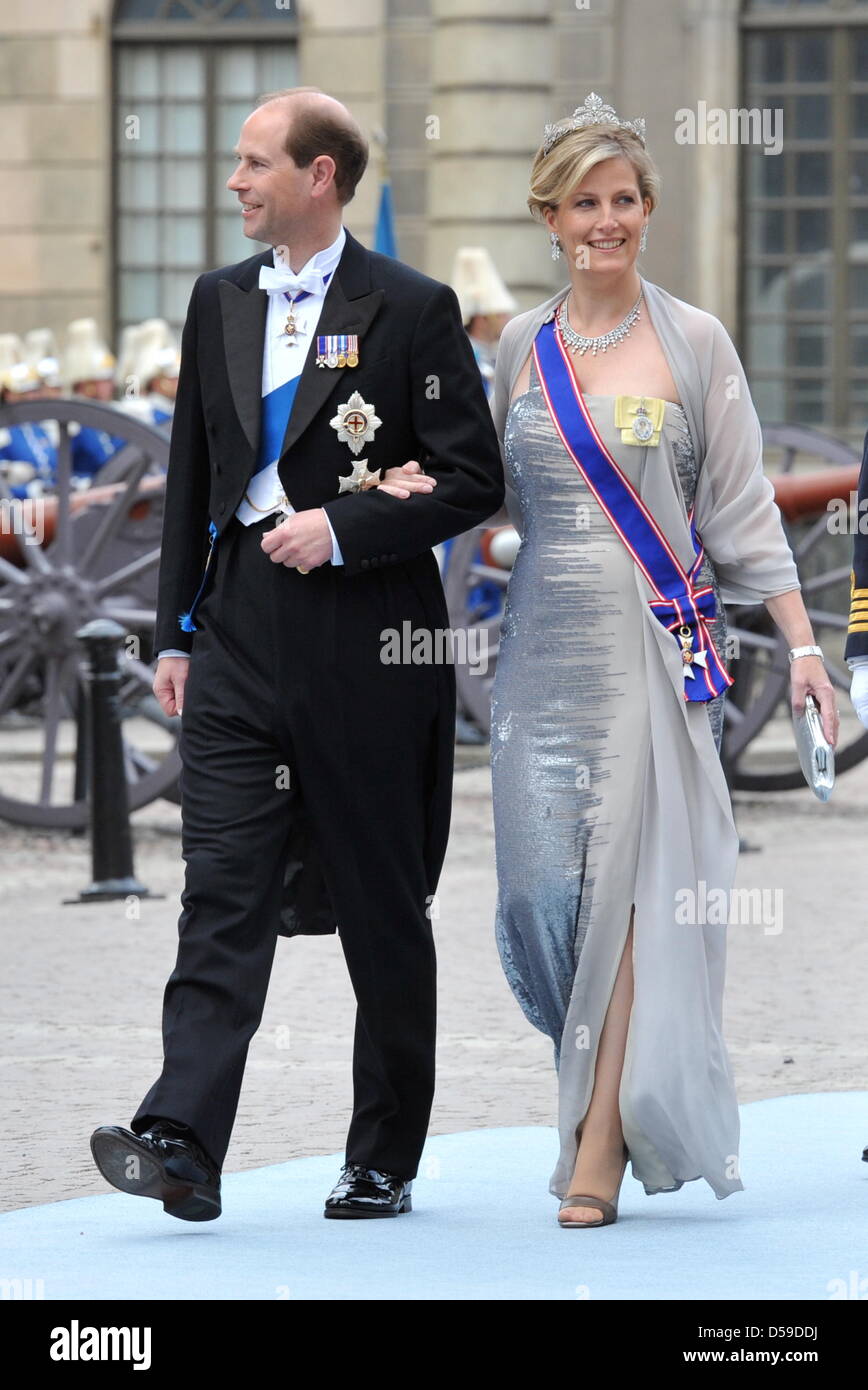 Prince Edward, Earl of Wessex and his wife, Sophie, Countess of Wessex arrive for the wedding of Crown Princess Victoria of Sweden and Daniel Westling in Stockholm, Sweden, 19 June 2010. Photo: JOCHEN LUEBKE Stock Photo