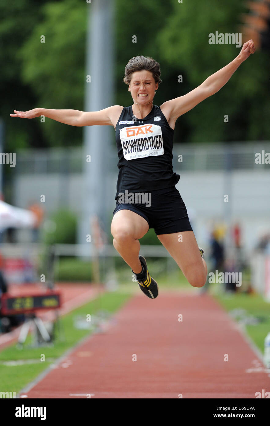 Heptathlete hires stock photography and images Alamy