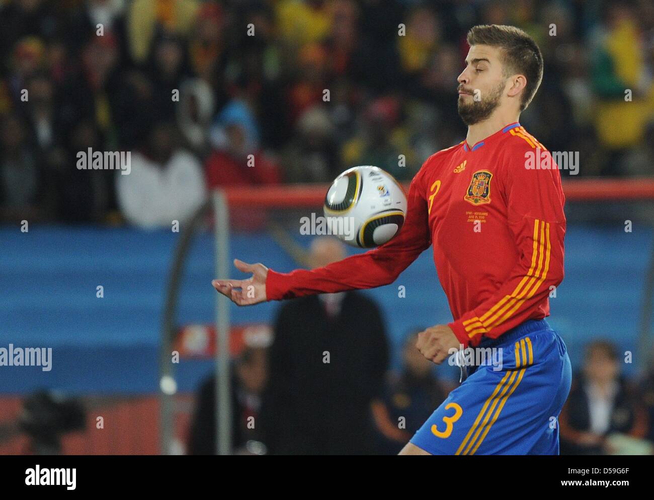 Spain S Gerard Pique During The 10 Fifa World Cup Group H Match Between Spain And Honduras At Ellis Park Stadium In Johannesburg South Africa 21 June 10 Photo Achim Scheidemann Please