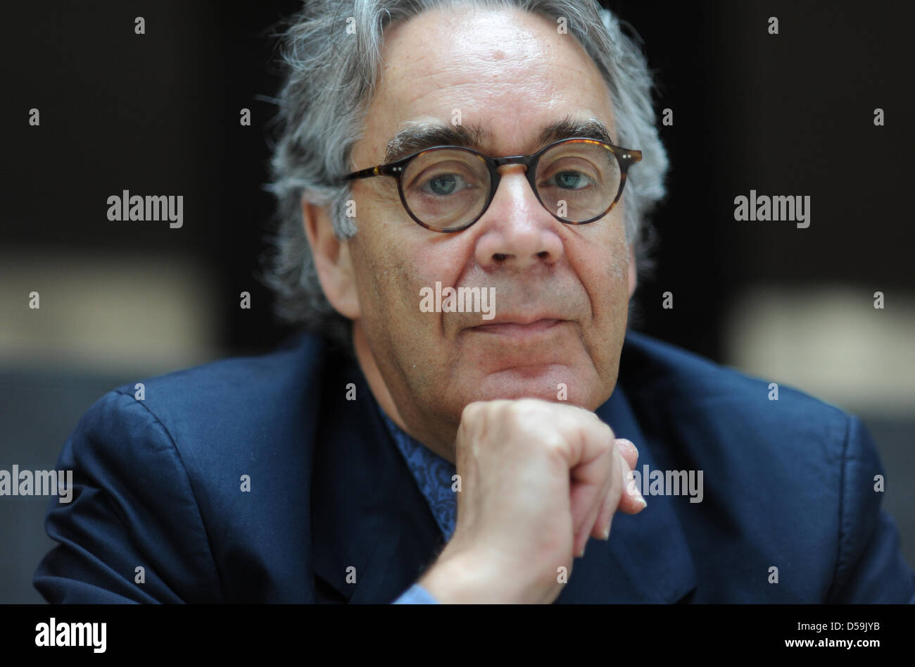 Canadian soundtrack composer Howard Leslie Shore poses during an interview in Munich, Germany on 26 June 2010. Born on 18 October 1946, Shore has composed the original soundtracks to more than 40 film including 'The Lord of the Rings'. Photo: Andreas Gebert Stock Photo