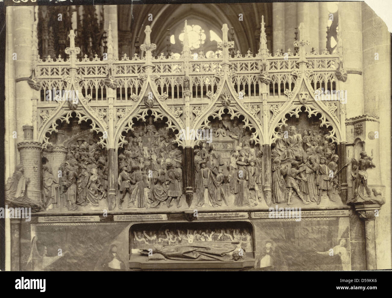 Rood screens hi-res stock photography and images - Alamy