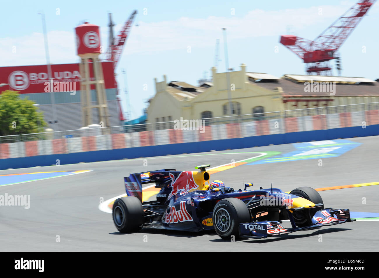Australian driver  Mark Webber of Red Bull Racing during Qualifying at the street circuit of Valencia, Spain, 26 June 2010. The 2010 Formula 1 Grand Prix of Europe was held on 27 June. Photo: David Ebener Stock Photo