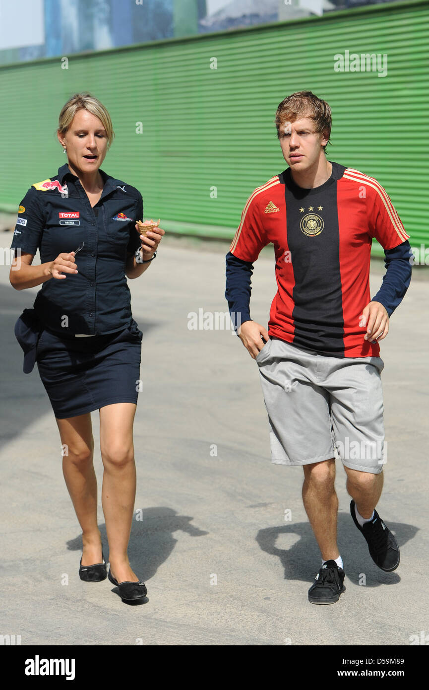 German driver Sebastian Vettel of Red Bull Racing wears a germany jersey at the street circuit of Valencia, Spain, 27 June 2010. The 2010 Formula 1 Grand Prix of Europe was held on 27 June. Photo: David Ebener Stock Photo