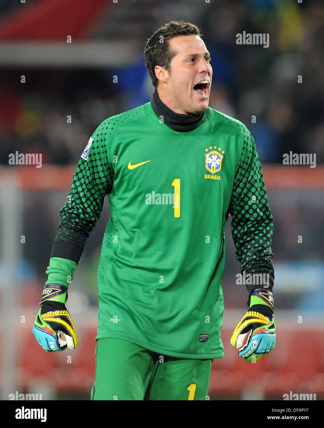 Brazil's goalkeeper Julio Cesar celebrates a goal during the 2010 FIFA World Cup Round of Sixteen match between Brazil and Chile at the Ellis Park Stadium in Johannesburg, South Africa 28 June 2010. Photo: Marcus Brandt dpa - Please refer to http://dpaq.de/FIFA-WM2010-TC Stock Photo