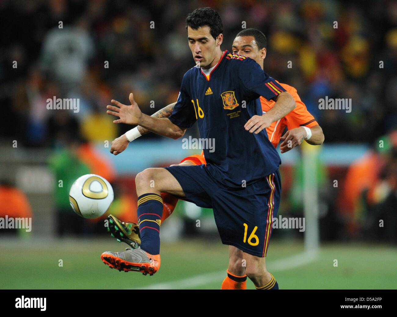 Sergio Busquets of Spain controls the ball during the 2010 FIFA World Cup final match between the Netherlands and Spain at the Soccer City Stadium in Johannesburg, South Africa 11 July 2010. Photo: Bernd Weissbrod dpa - Please refer to http://dpaq.de/FIFA-WM2010-TC Stock Photo