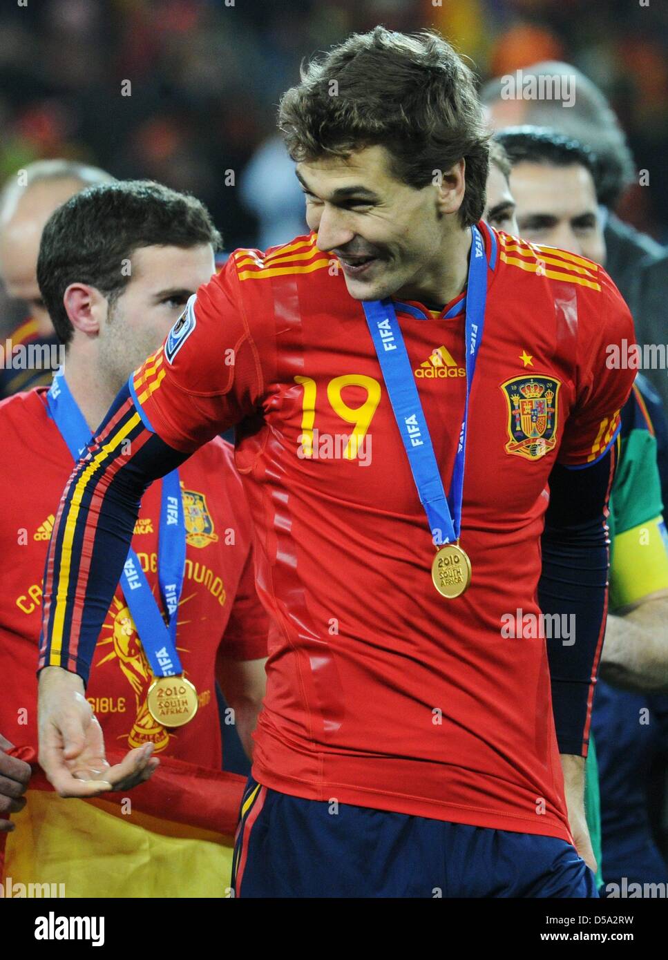 Fernando Llorente of Spain celebrates after the final whistle of the 2010 FIFA World Cup final match between the Netherlands and Spain at the Soccer City Stadium in Johannesburg, South Africa 11 July 2010. Photo: Bernd Weissbrod dpa - Please refer to http://dpaq.de/FIFA-WM2010-TC Stock Photo