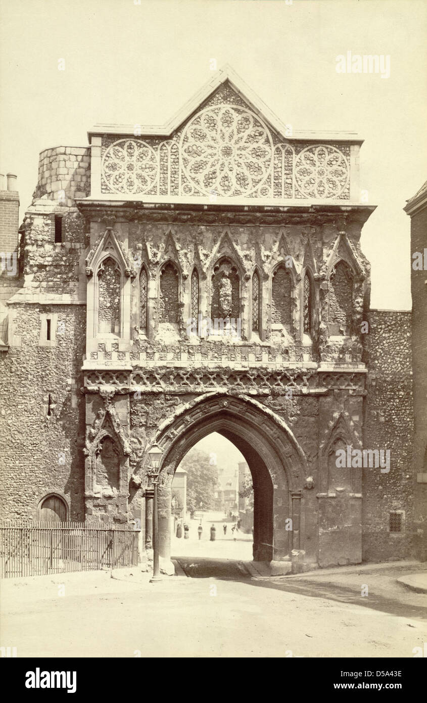 Old norwich gates hires stock photography and images Alamy