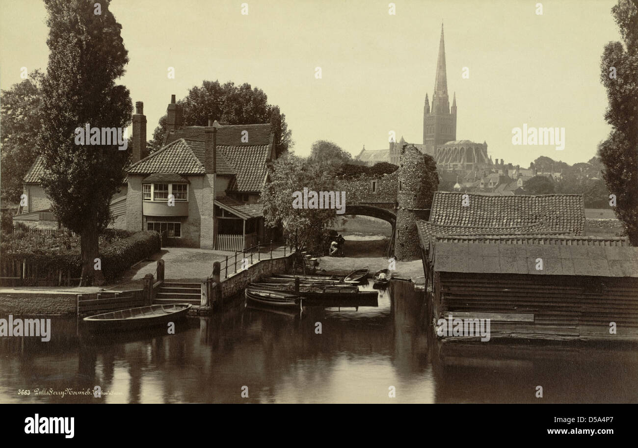 Norwich. Pulls Ferry and Cathedral Stock Photo