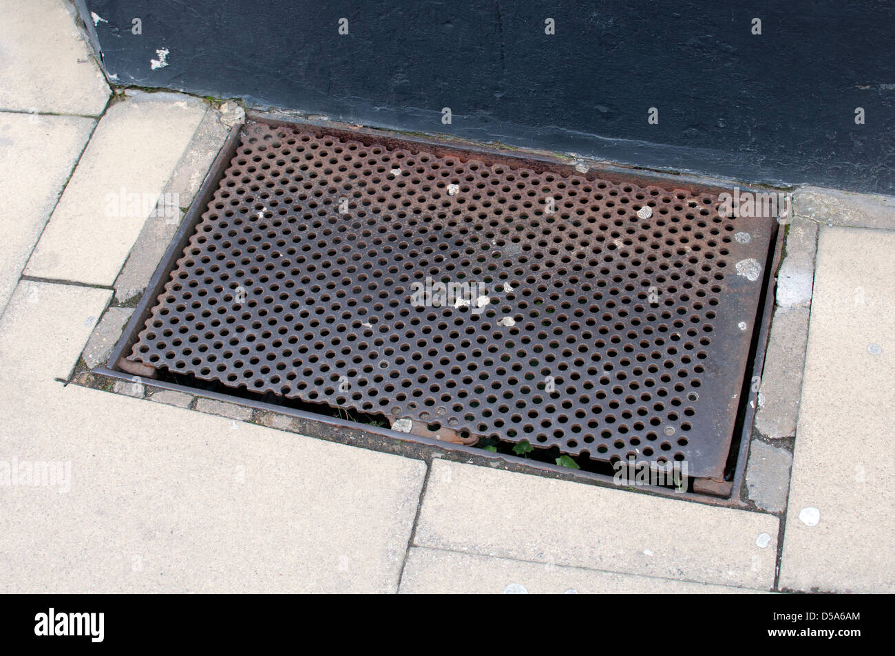 Coal cellar hires stock photography and images Alamy