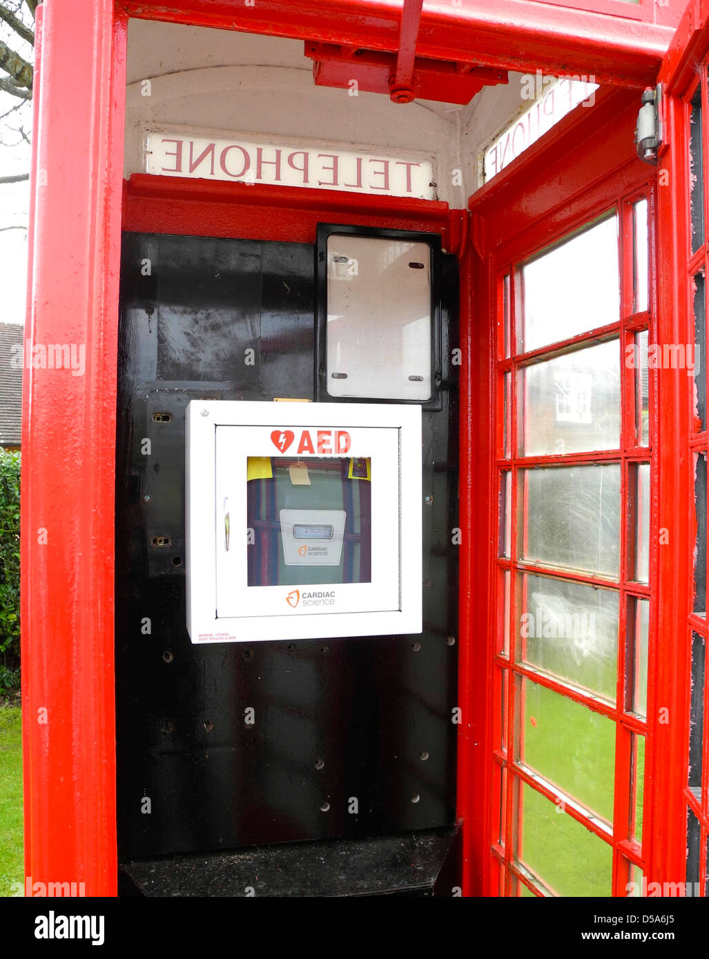 Defibrillator Phone Box High Resolution Stock Photography and Images