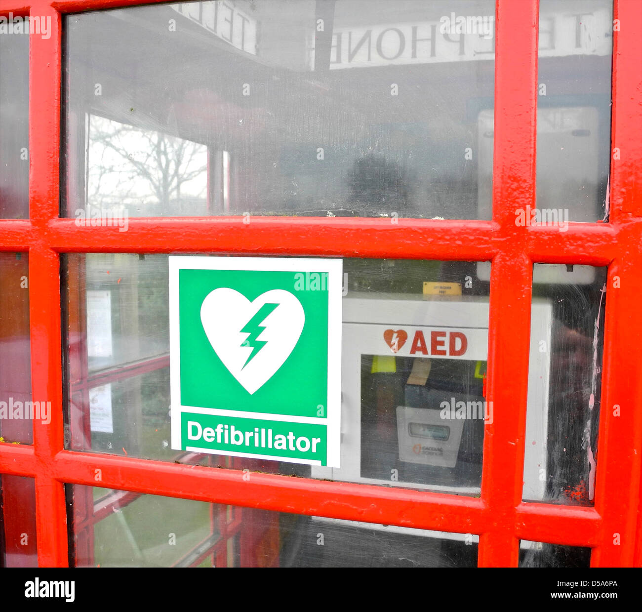 Defibrillator Phone Box High Resolution Stock Photography and Images