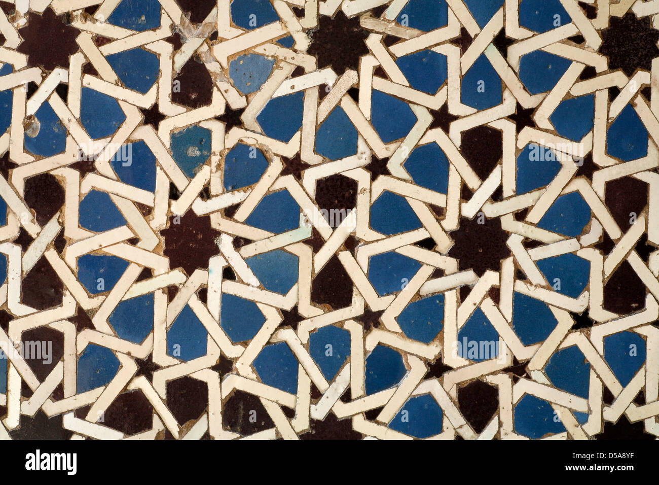 the alcazar, Moorish Palace, Reales Alcazares, Islamic tiles detail ...
