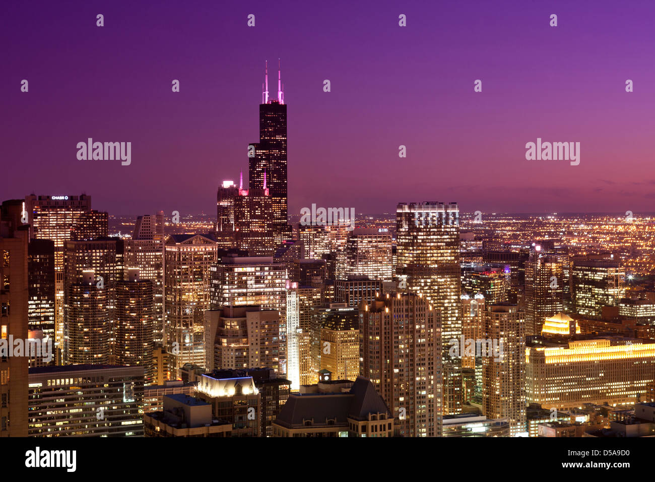 WILLIS TOWER LOOP SKYLINE FROM 900 NORTH MICHIGAN ROOFTOP DOWNTOWN CHICAGO ILLINOIS USA Stock Photo