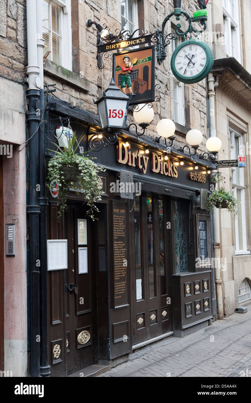 Dirty Dick's Pub on Rose Street Edinburgh Stock Photo