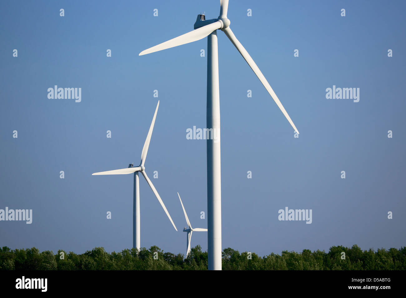 Large (80m) wind turbines in Bruce County Ontario, Canada Stock Photo