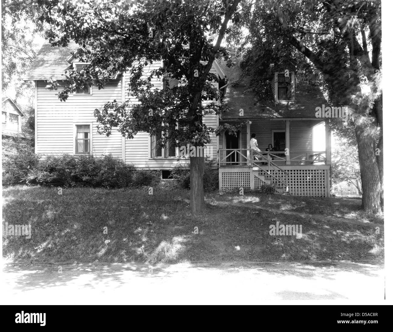 Lodge exterior view Black and White Stock Photos & Images - Alamy
