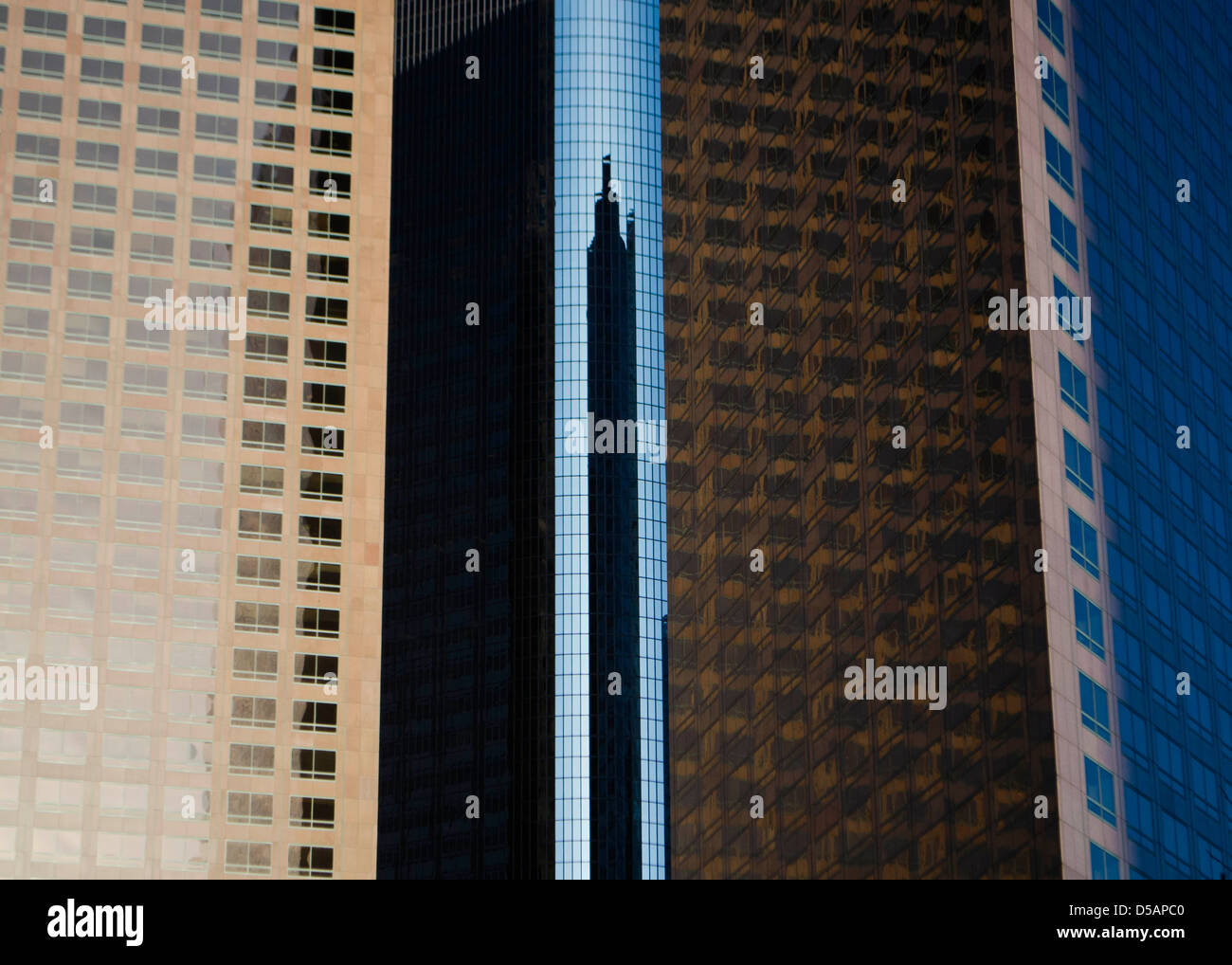 Skyscraper and dome hi-res stock photography and images - Alamy