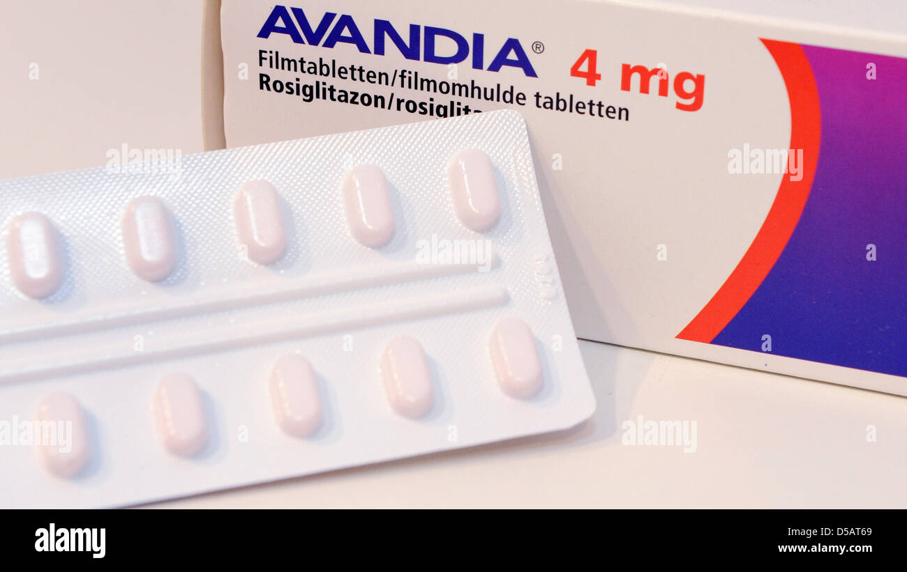 Illustration - Coated tablets of the diabetes drug Avandia by the manufacturer GlaxoSmithKline lie on the counter of a pharmacy in Frankfurt, Germany, picture taken on 13 July 2010. GlaxoSmithKline are said to have kept negative test results to the medicament, which is also being sold in Germany, secret from the public for years. According to a report from the New York Times, the c Stock Photo