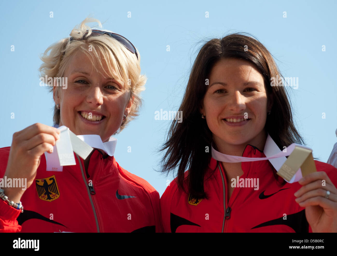 German javelin gold medalist Linda Stahl (R) and silver medalist Christina Obergfoell (L