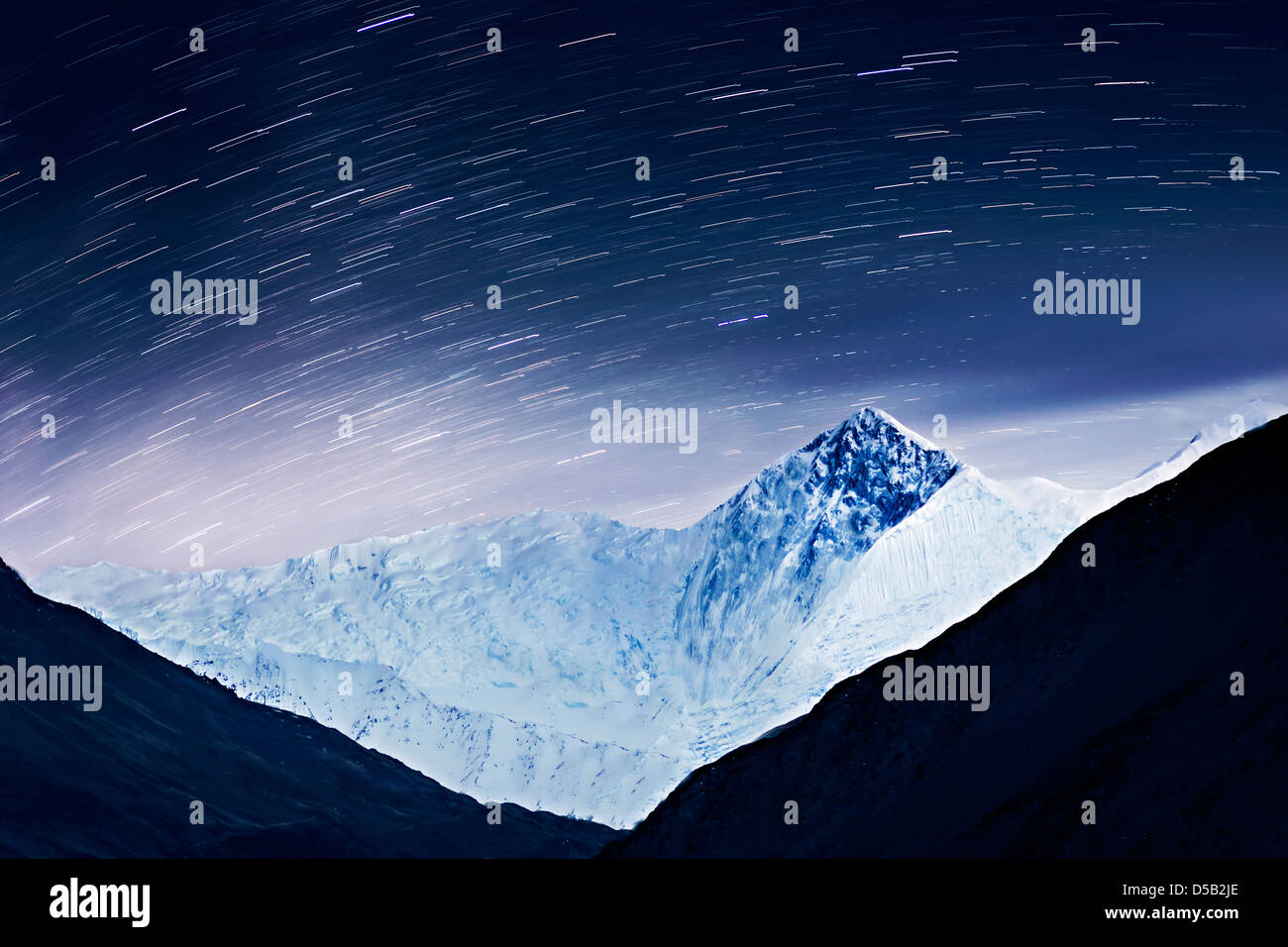 Milky way and mountains landscape Stock Photo - Alamy