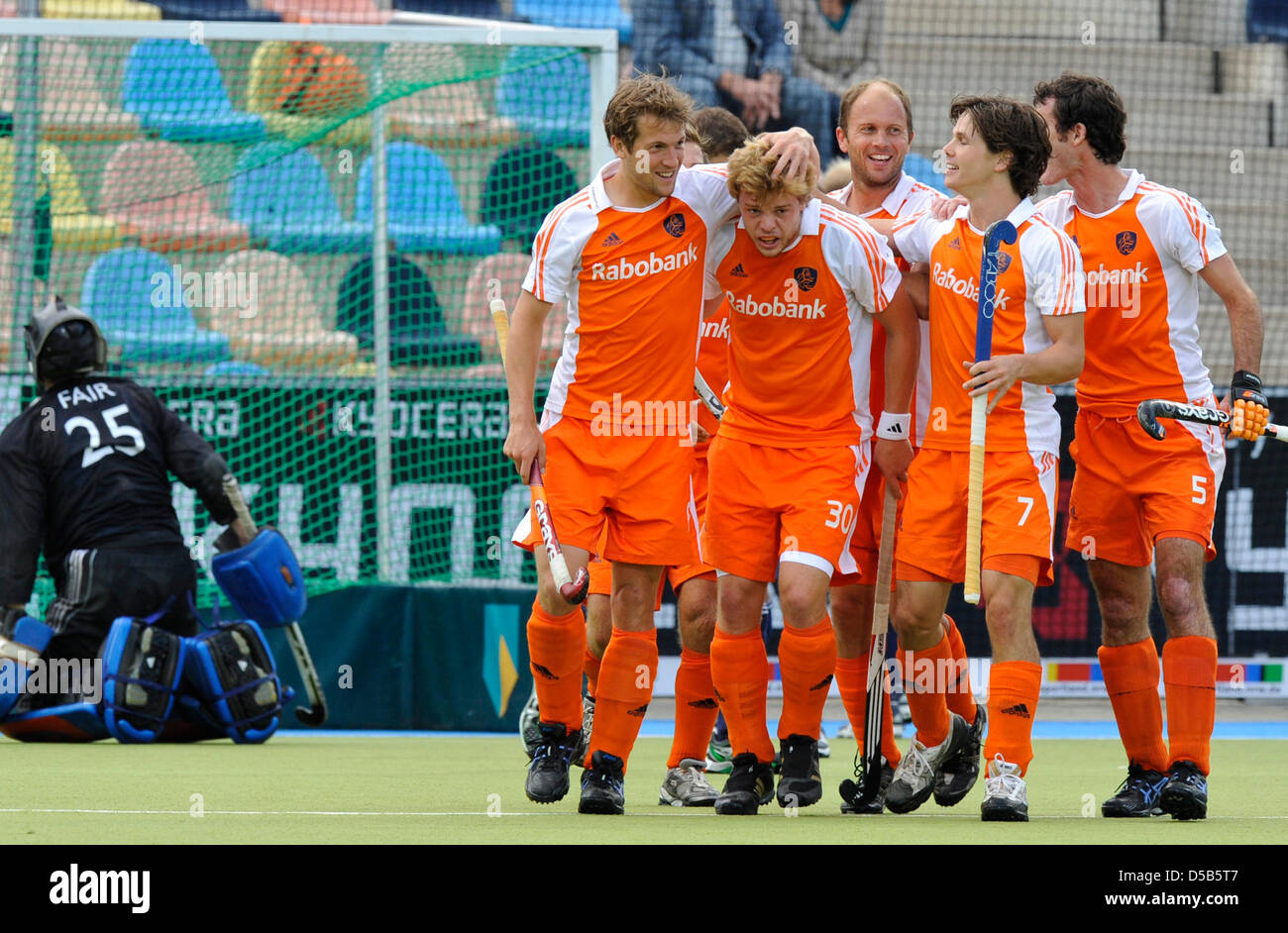 Goal getter hi-res stock photography and images - Alamy