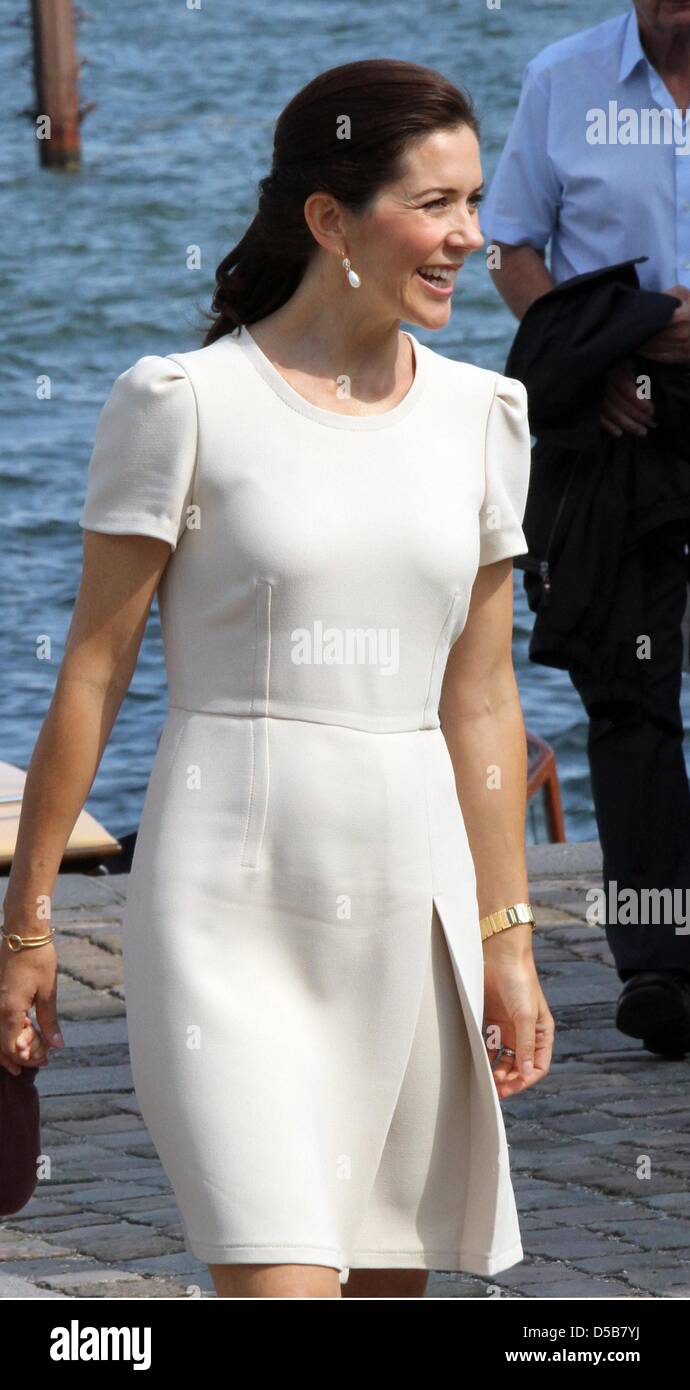 danish-princess-mary-expecting-twins-attends-the-celebration-of-the-D5B7YJ.jpg