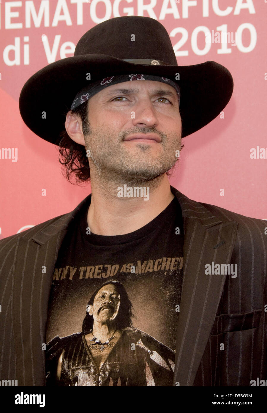 Director Robert Rodriguez attends the photocall of 'Machete' during the