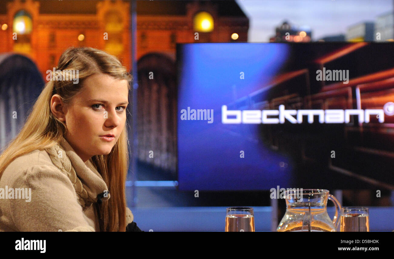 Natascha Kampusch sits in the TV studio prior to the recording of TV talkshow 'Beckmann' in Hamburg, Germany, 04 September 2010. Kampusch will give a detailed interview, which will be broadcasted during the 'Beckmann' show on 06 September 2010. Photo: MARCUS BRANDT Stock Photo