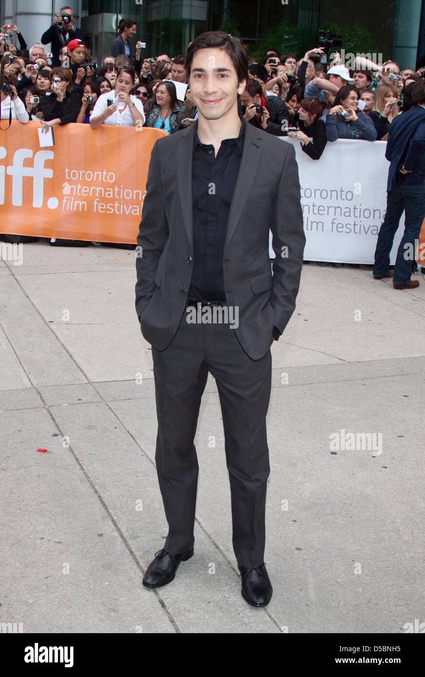 Actor Justin Long attends the premiere of 'The Conspirator' during the ...