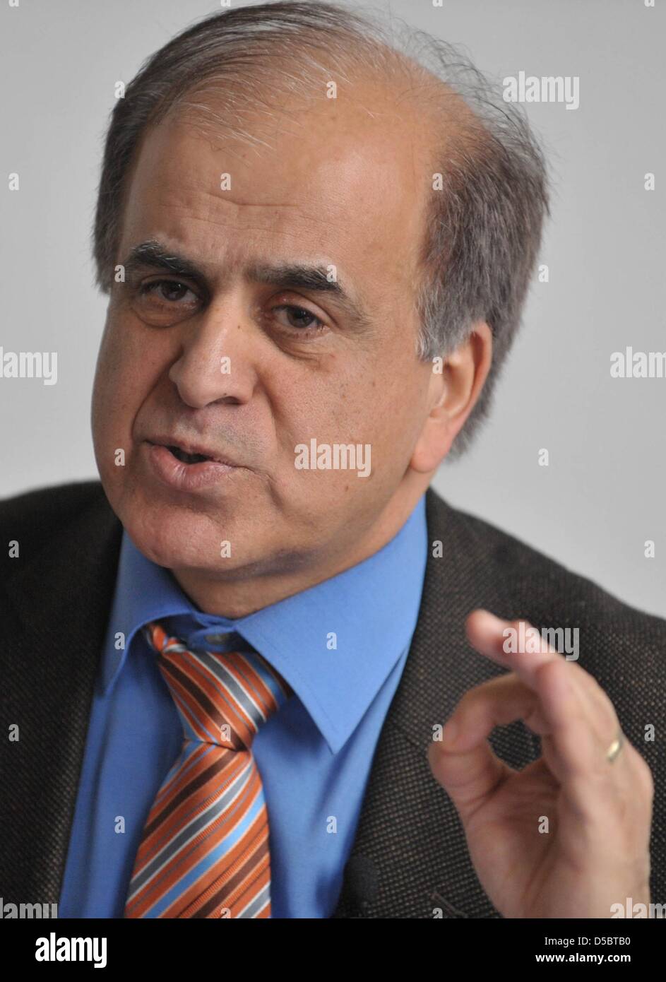 Karim Popal Attourney Of The Bereaved Of German Airstrike Near Stock Photo Alamy
