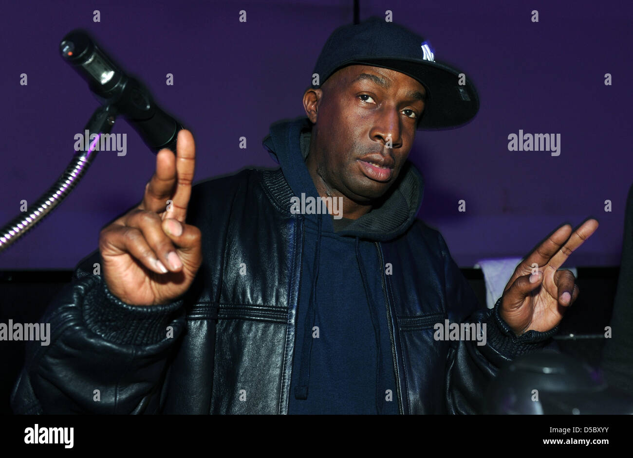 Grandmaster Flash (Joseph Saddler)