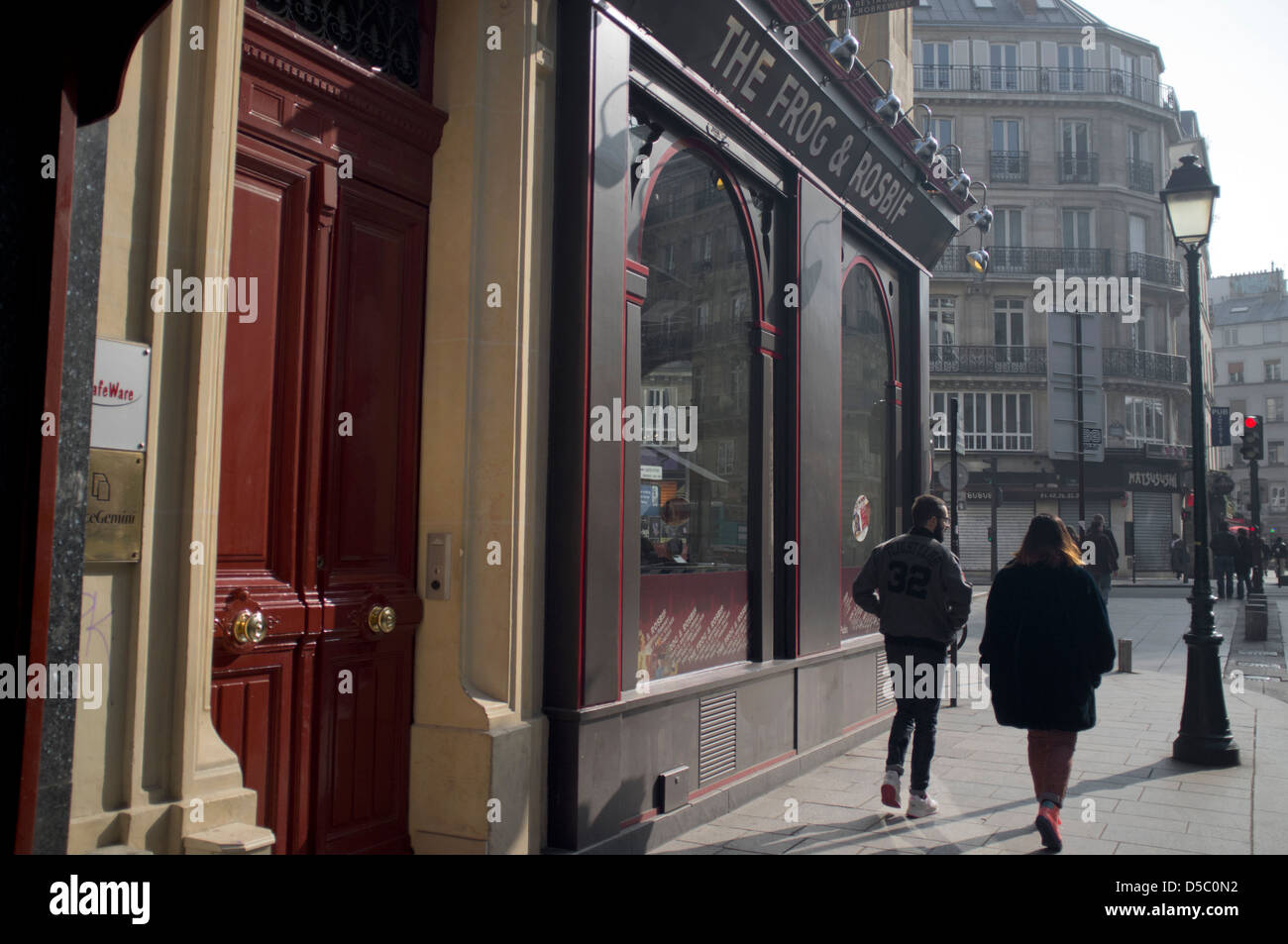 The Frog and the Rosbif English Pub, is on 116 rue St Denis, 75002