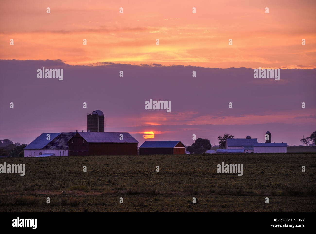 Amish farm lancaster county pa hires stock photography and images Alamy