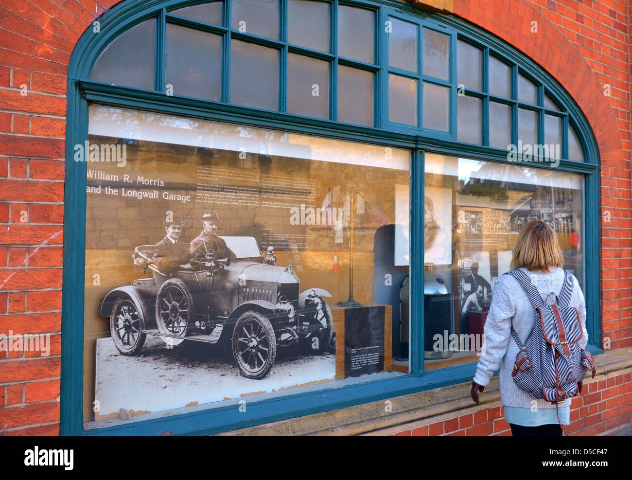 Morris oxford car hires stock photography and images Alamy